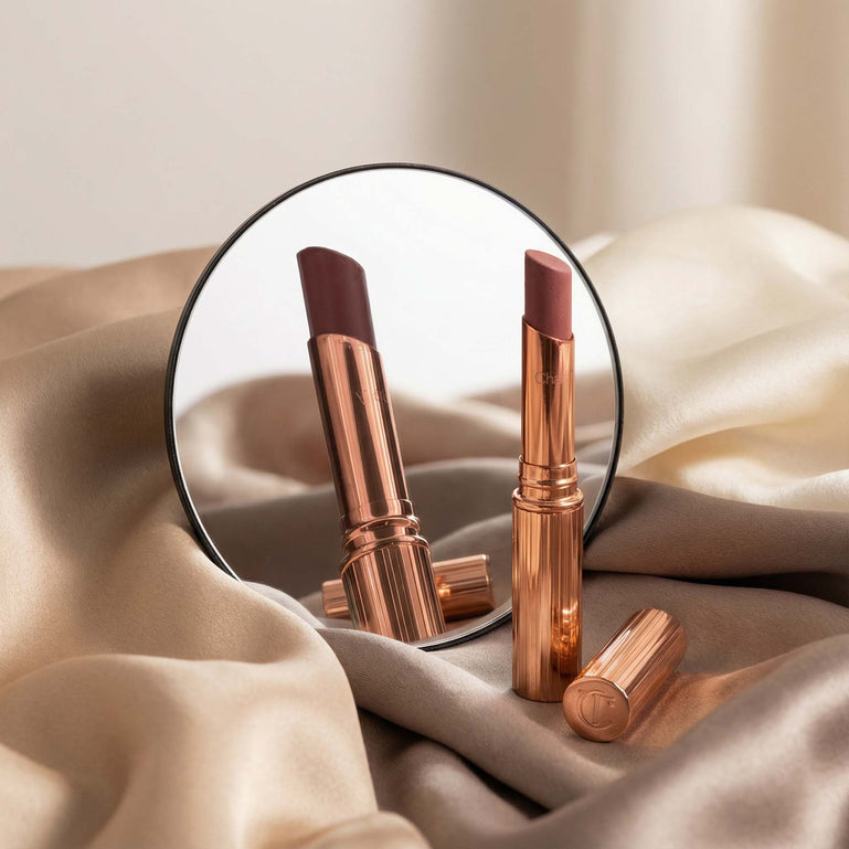 Lara 10x Black magnetic magnifying mirror 