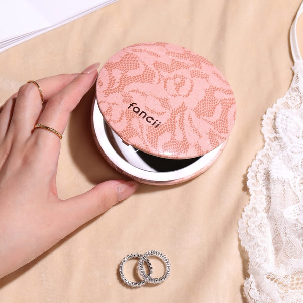 Mini Taylor Lighted Led Compact with 1x and 10x Magnification by Fancii & Co. in Mocha Lace